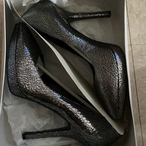 Brand New Super Sexy Nine West Pewter Color Heels